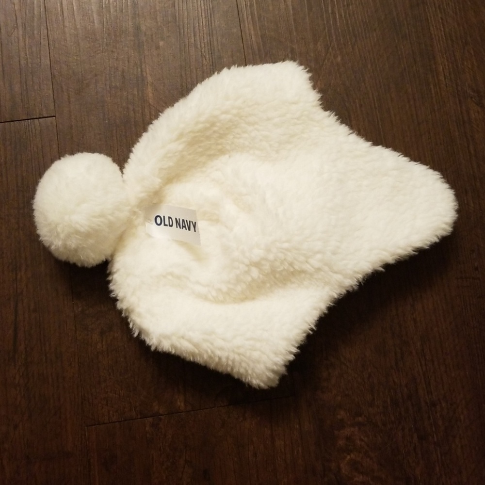 Old Navy Pom Hat - Picture 4 of 5